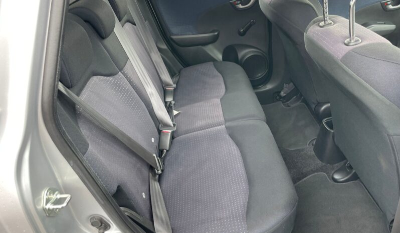 
								Honda Jazz SE I-Vtec (SH10 YKB) full									